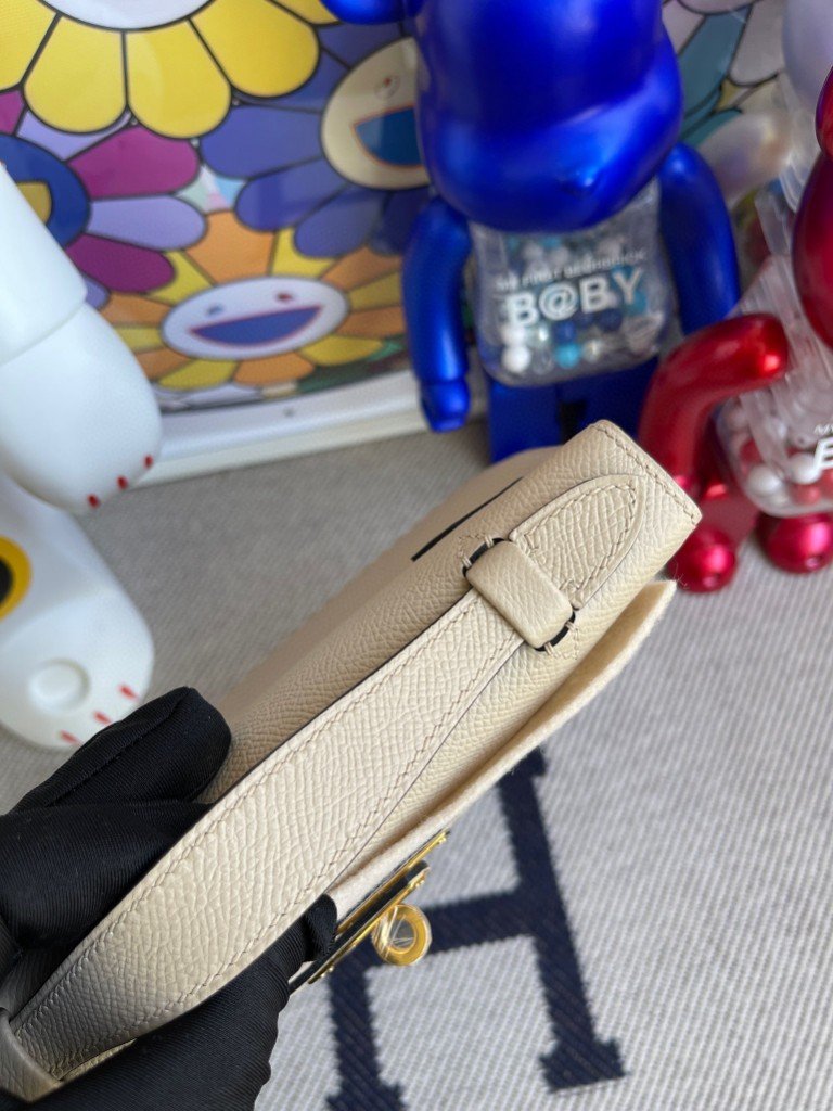 Kelly Pochette 22