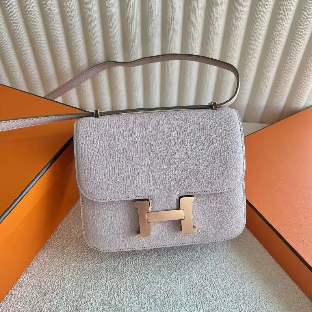 Constance 18