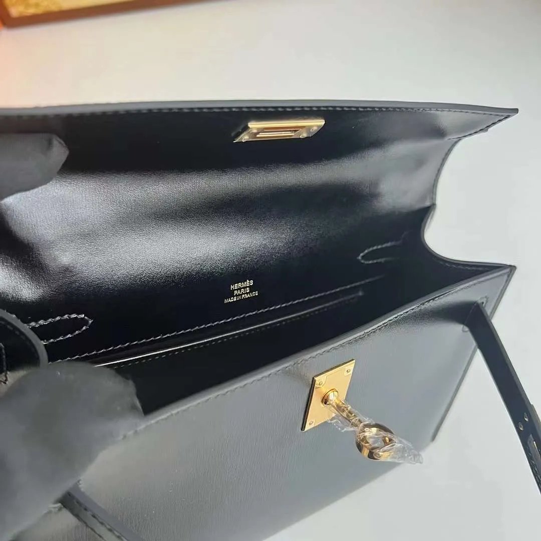 Kelly Pochette 22