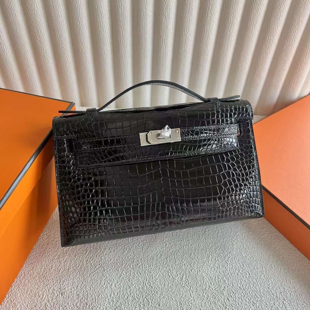 Kelly Pochette 22