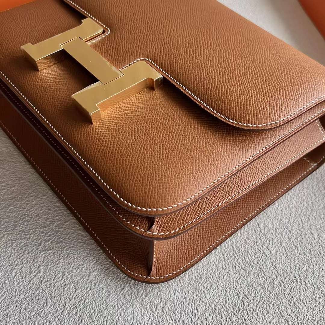 Constance 24