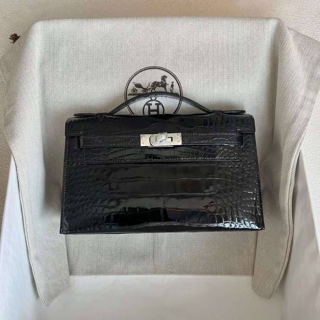 Kelly Pochette 22
