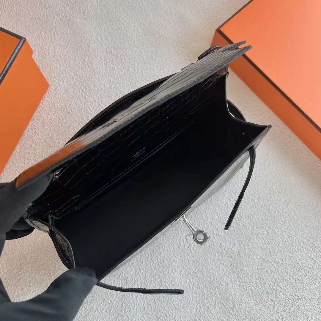 Kelly Pochette 22