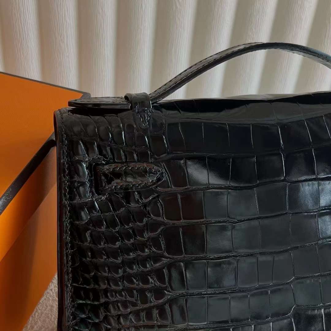 Kelly Pochette 22