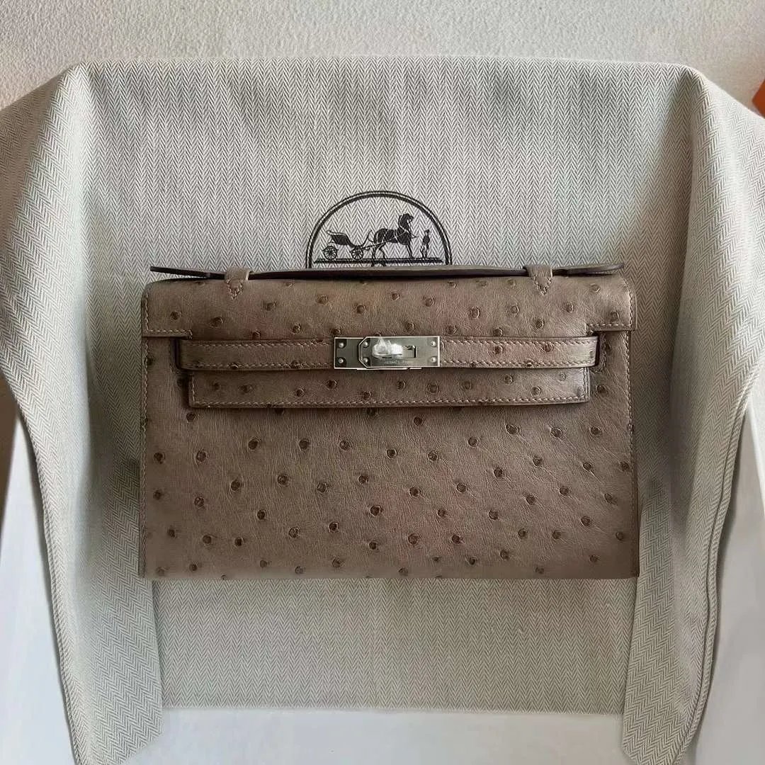 Kelly Pochette 22