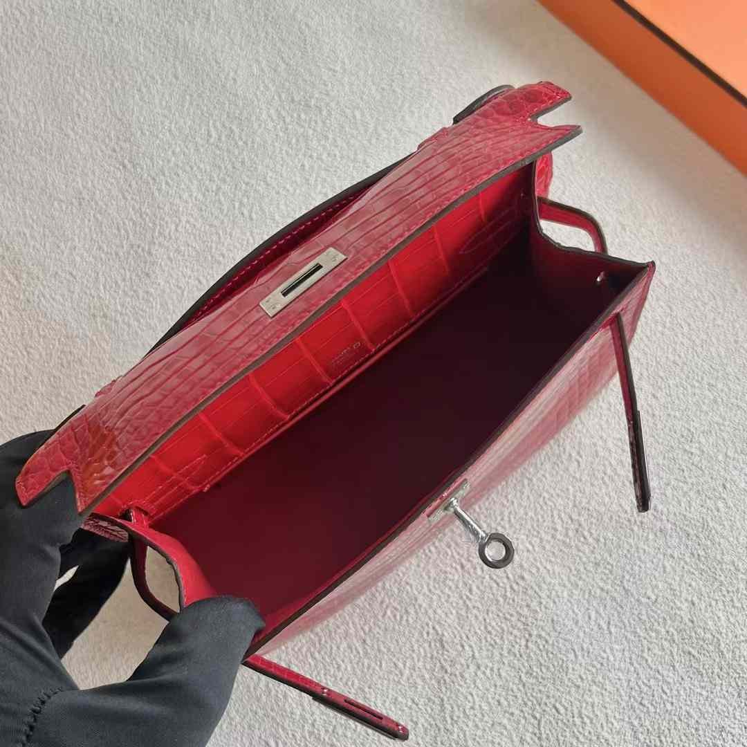 Kelly Pochette 22