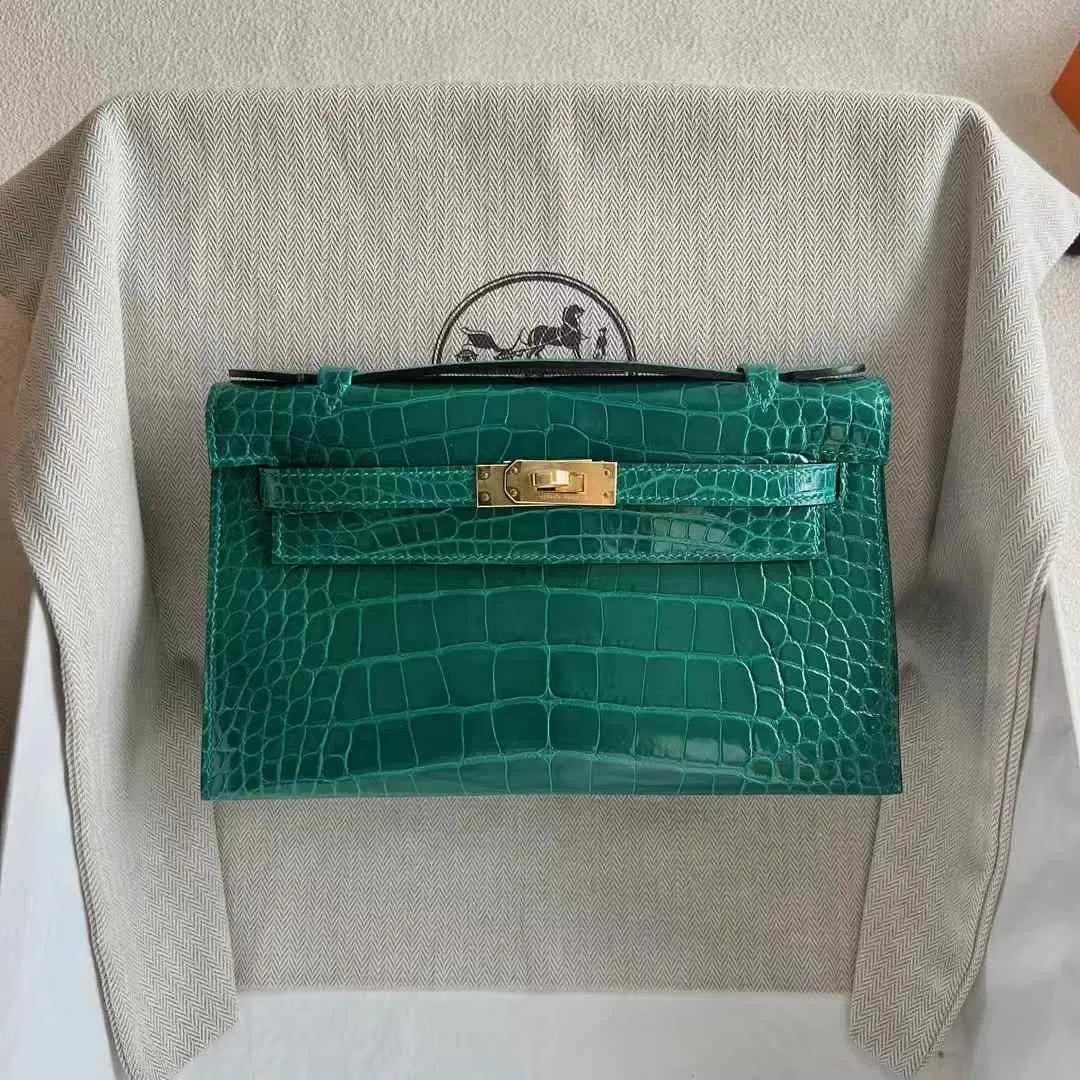 Kelly Pochette 22