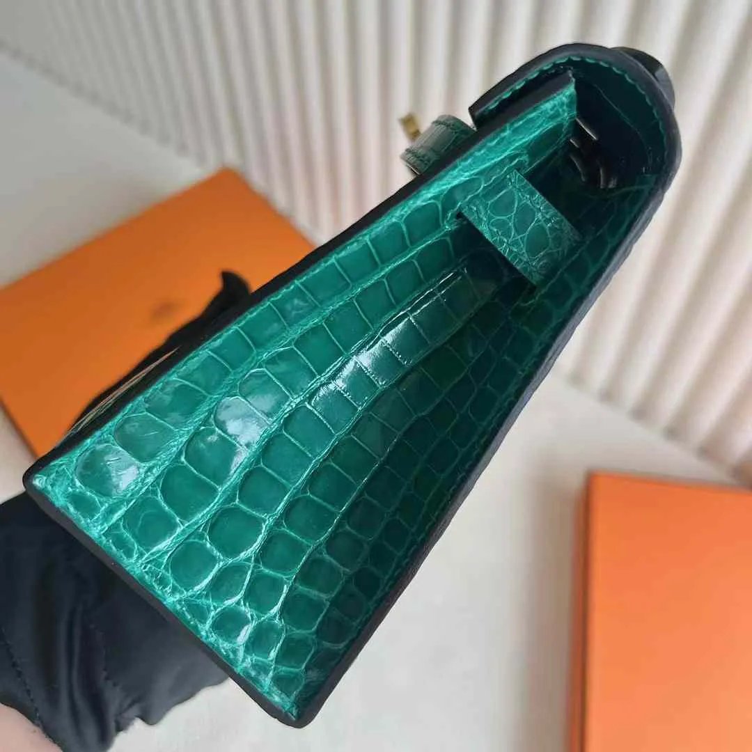 Kelly Pochette 22