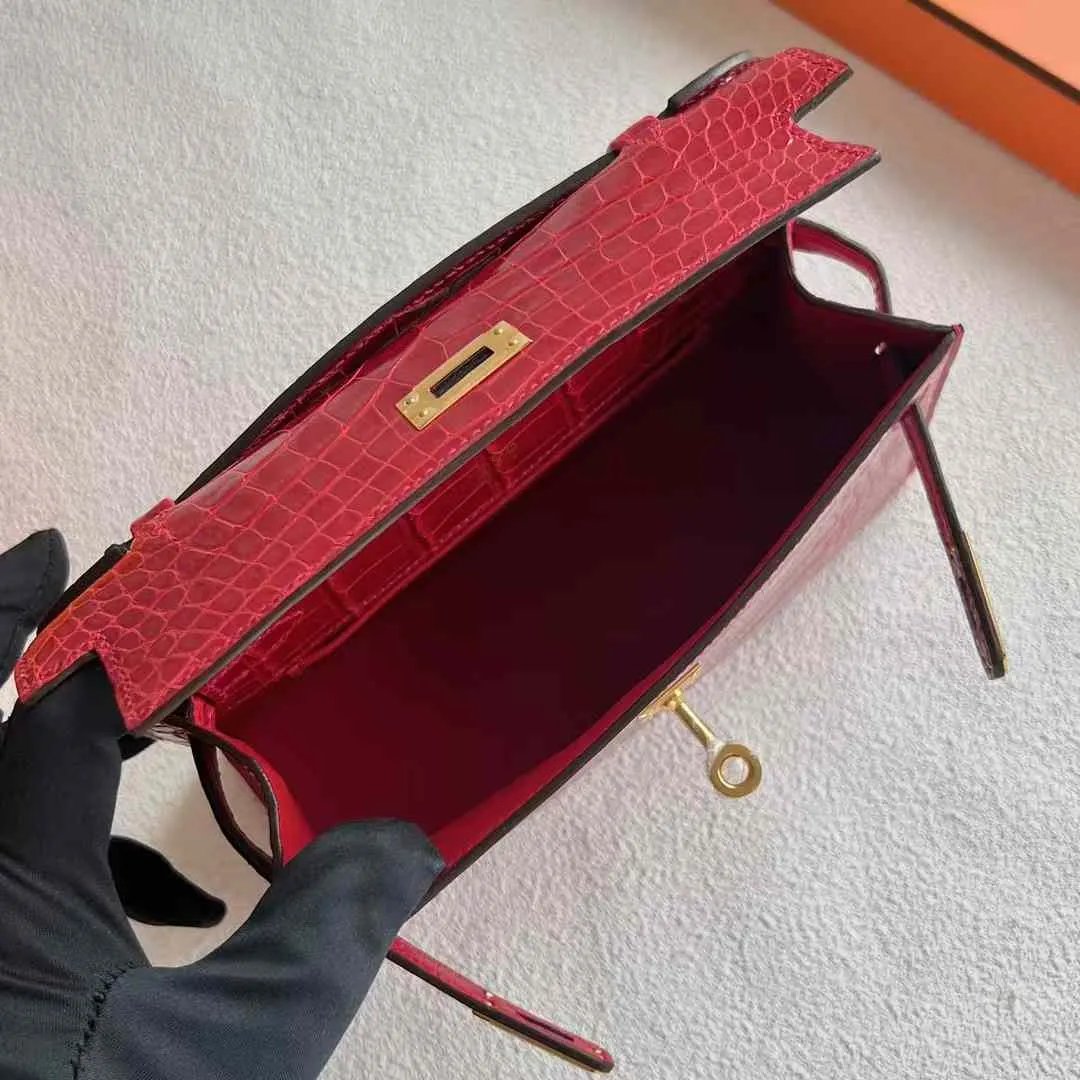 Kelly Pochette 22