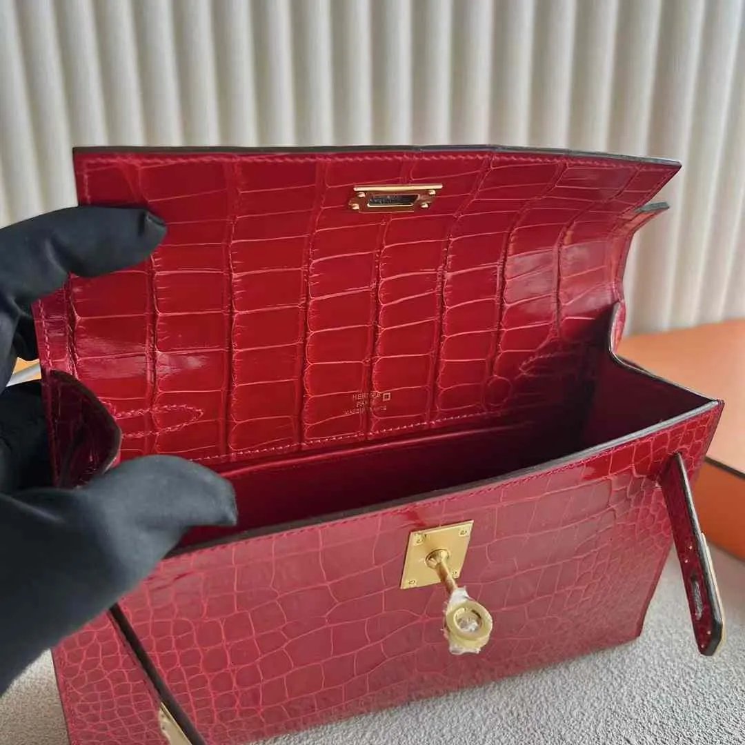 Kelly Pochette 22