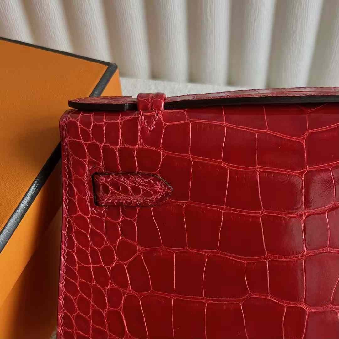 Kelly Pochette 22