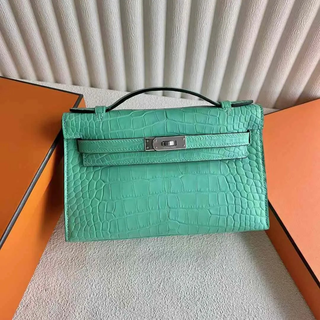 Kelly Pochette 22