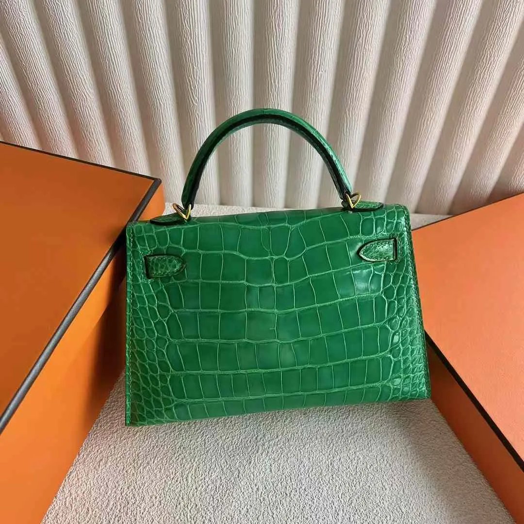 Mini Kelly 19
