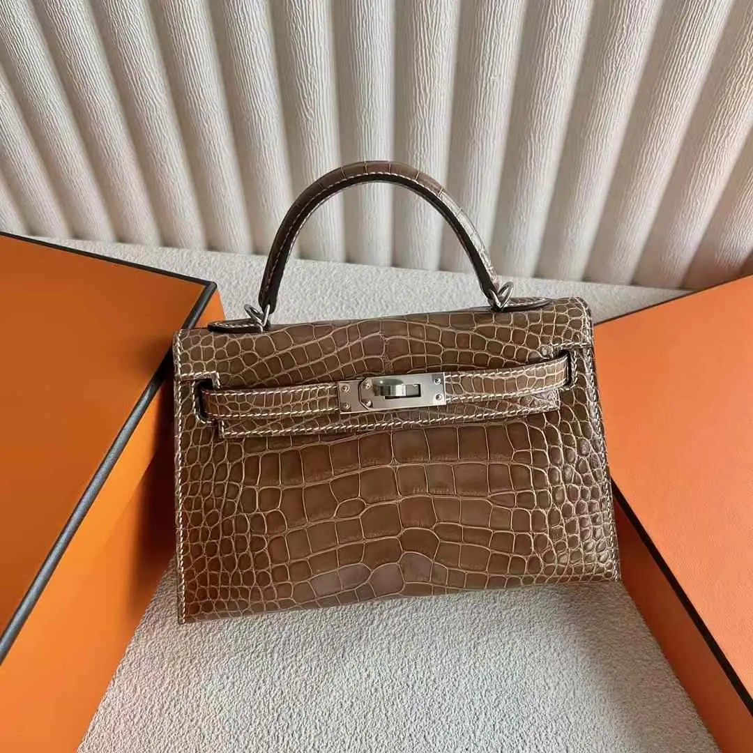Mini Kelly 19