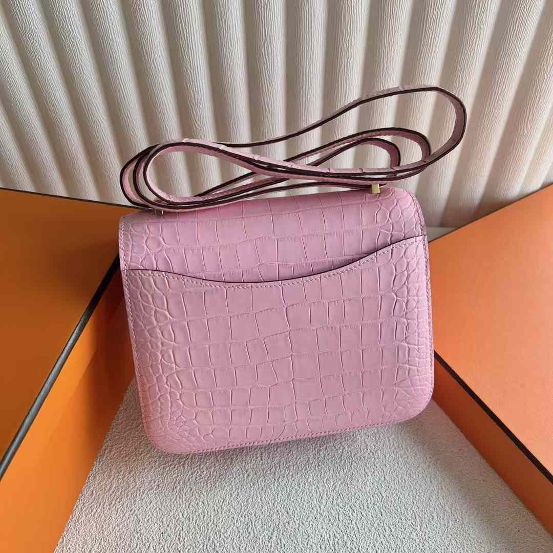 Constance 18