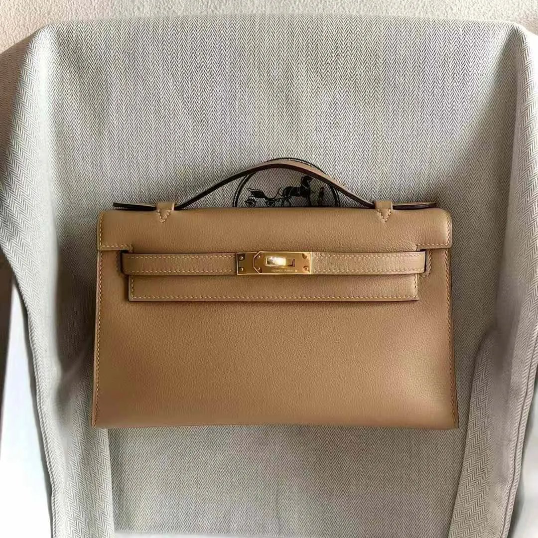 Kelly Pochette 22
