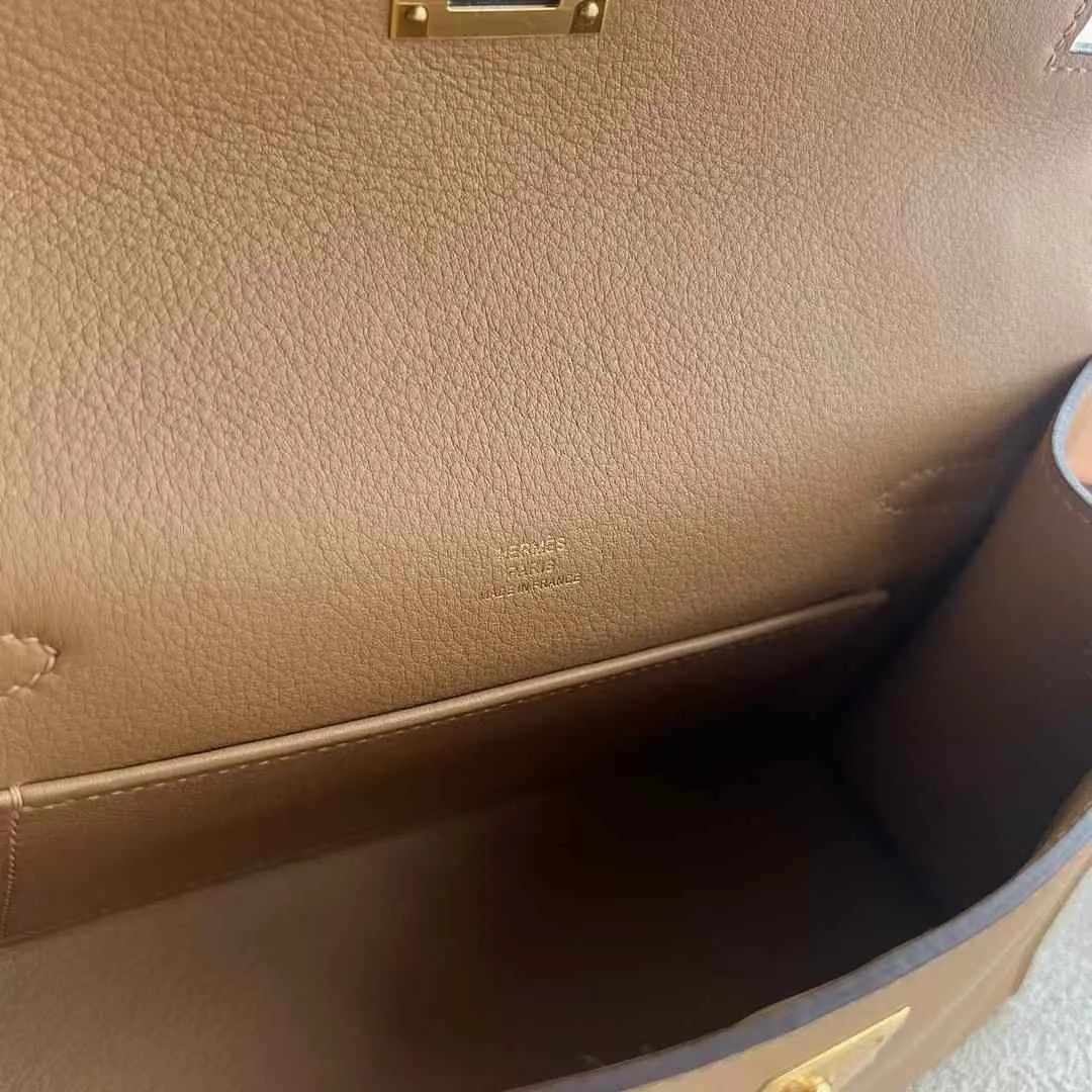 Kelly Pochette 22