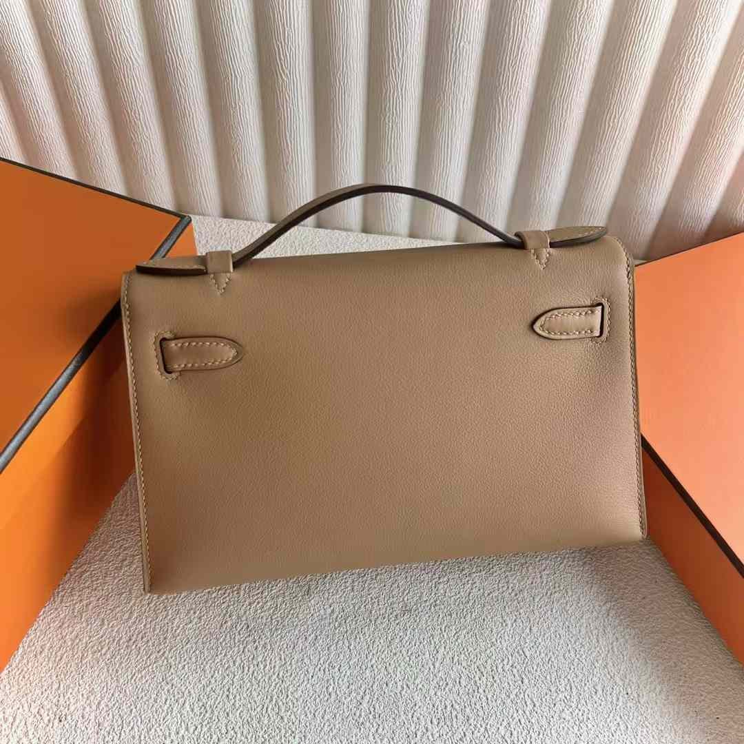 Kelly Pochette 22