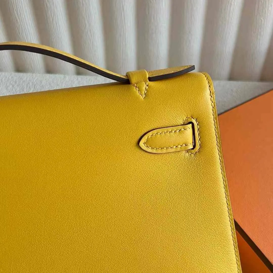 Kelly Pochette 22