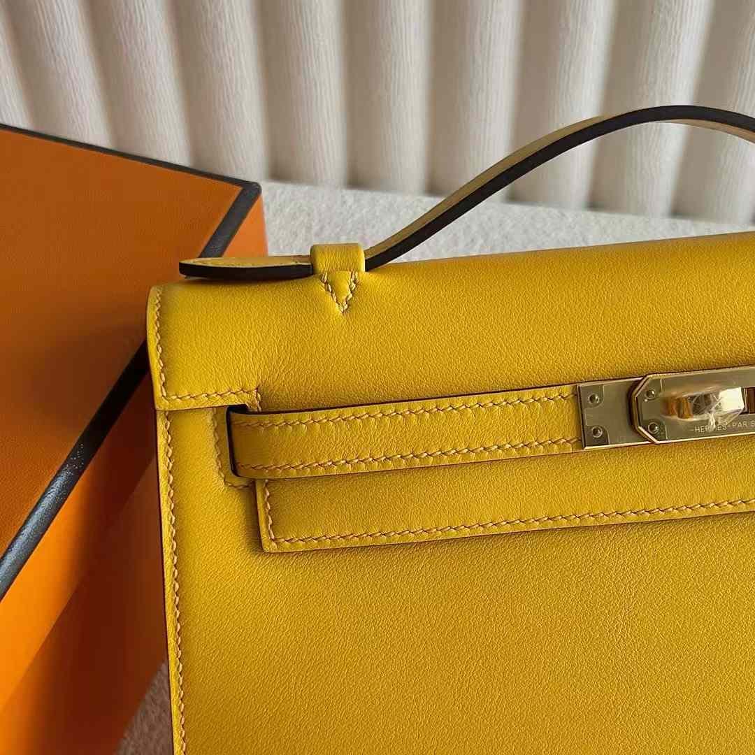 Kelly Pochette 22