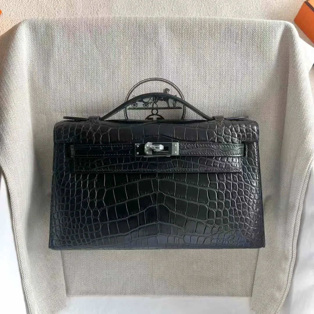 Kelly Pochette 22