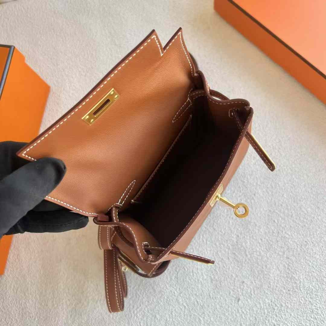 Kelly 18