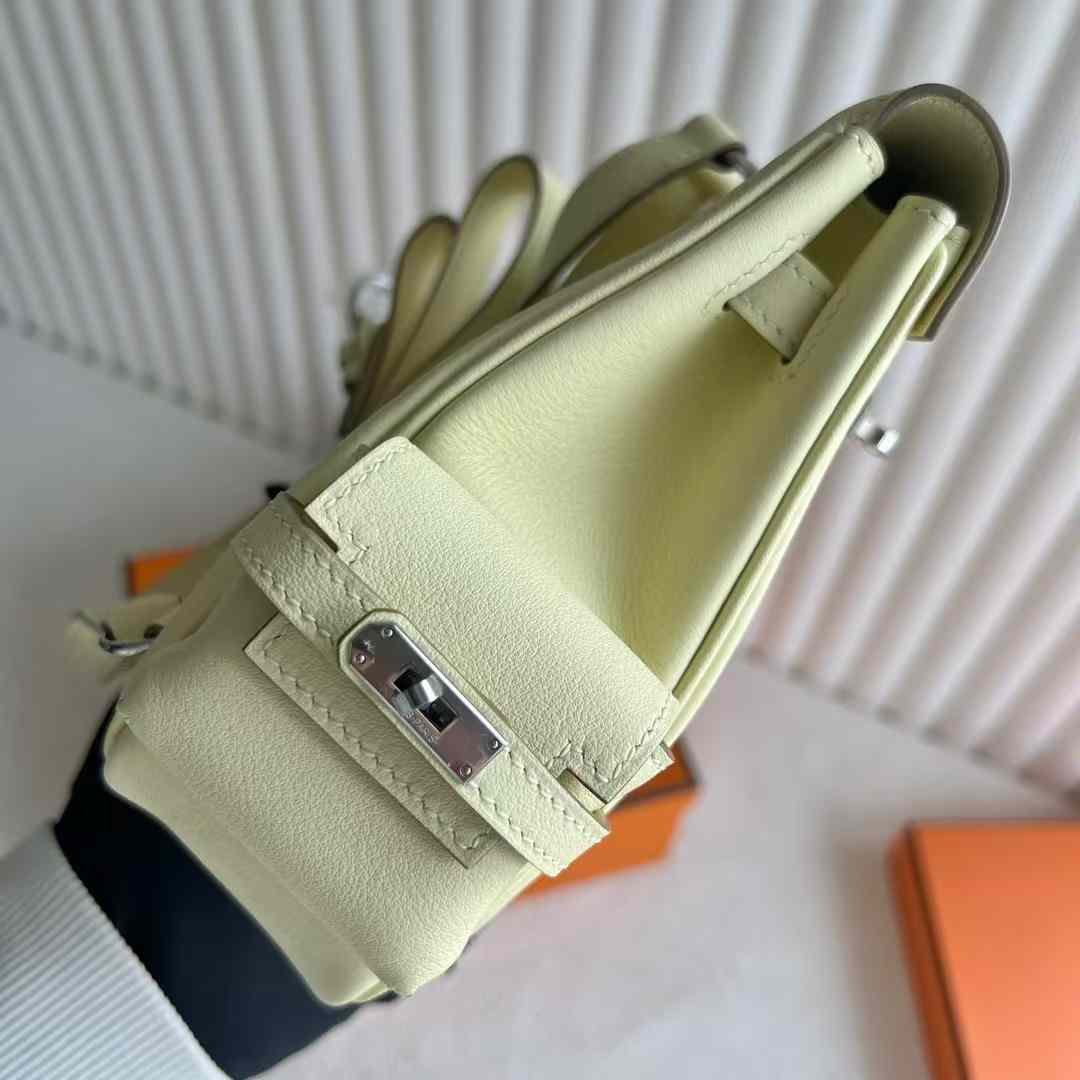 Kelly 18