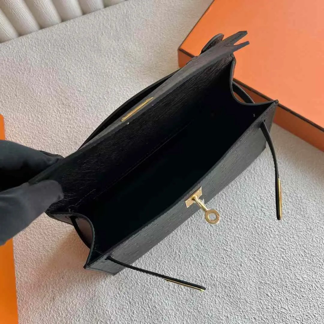 Kelly Pochette 22