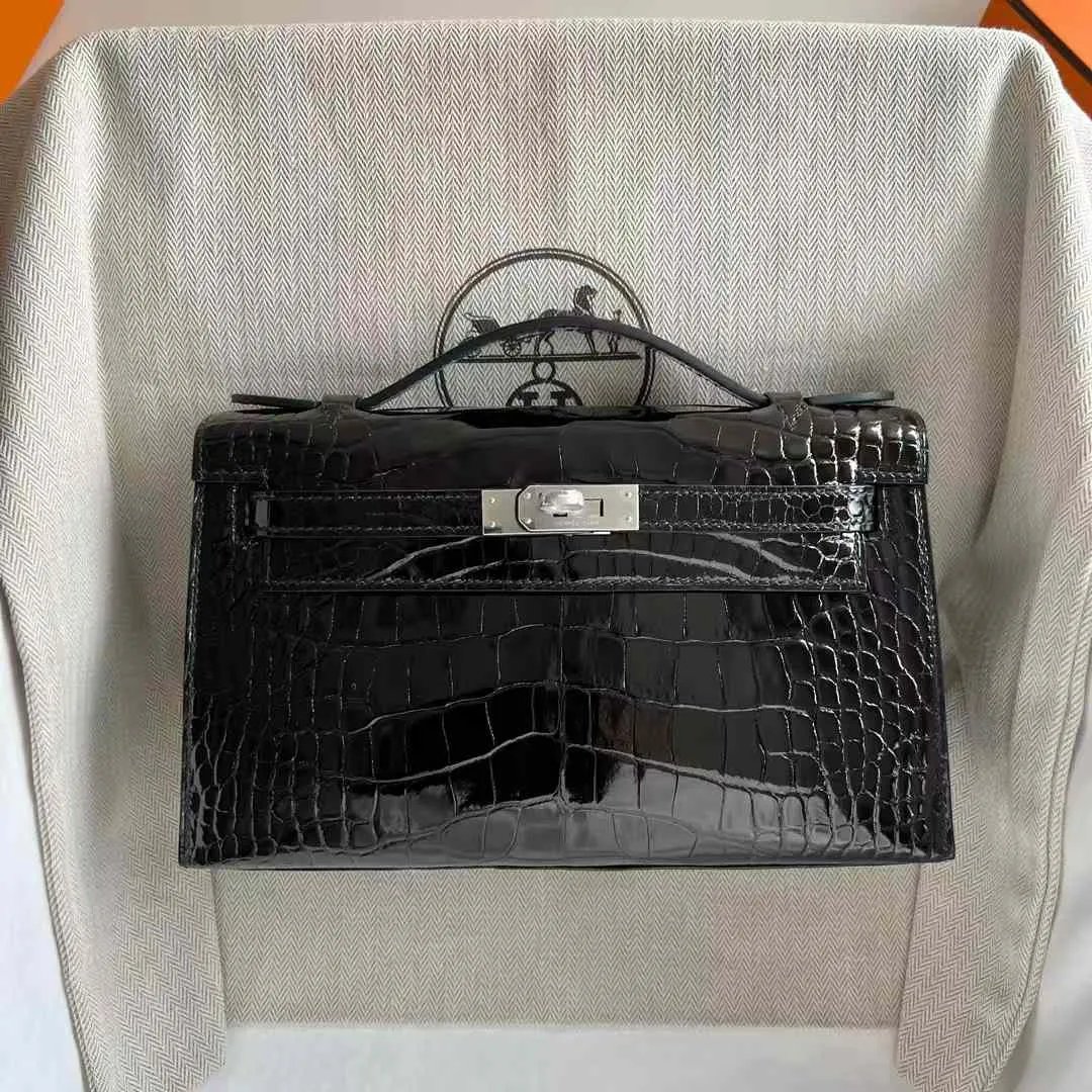 Kelly Pochette 22