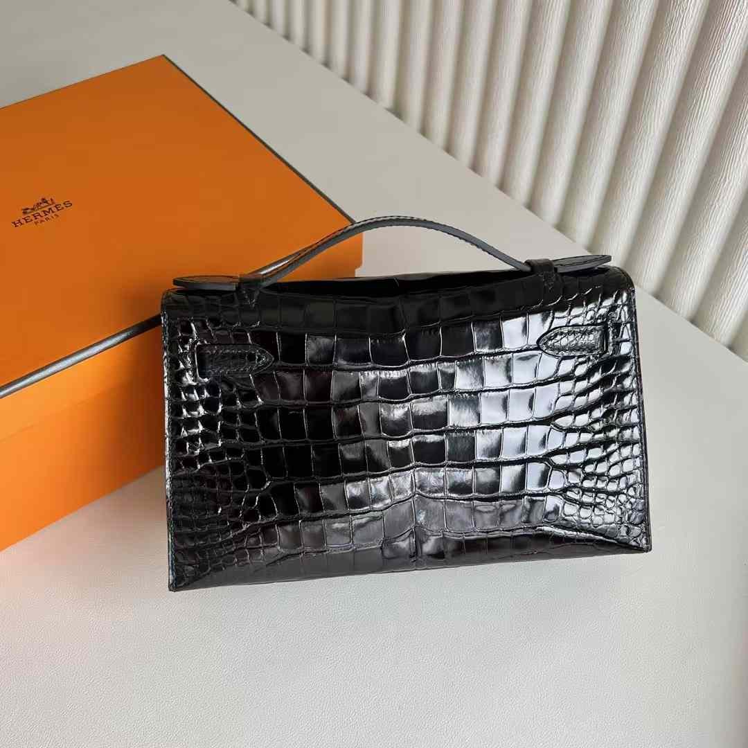 Kelly Pochette 22