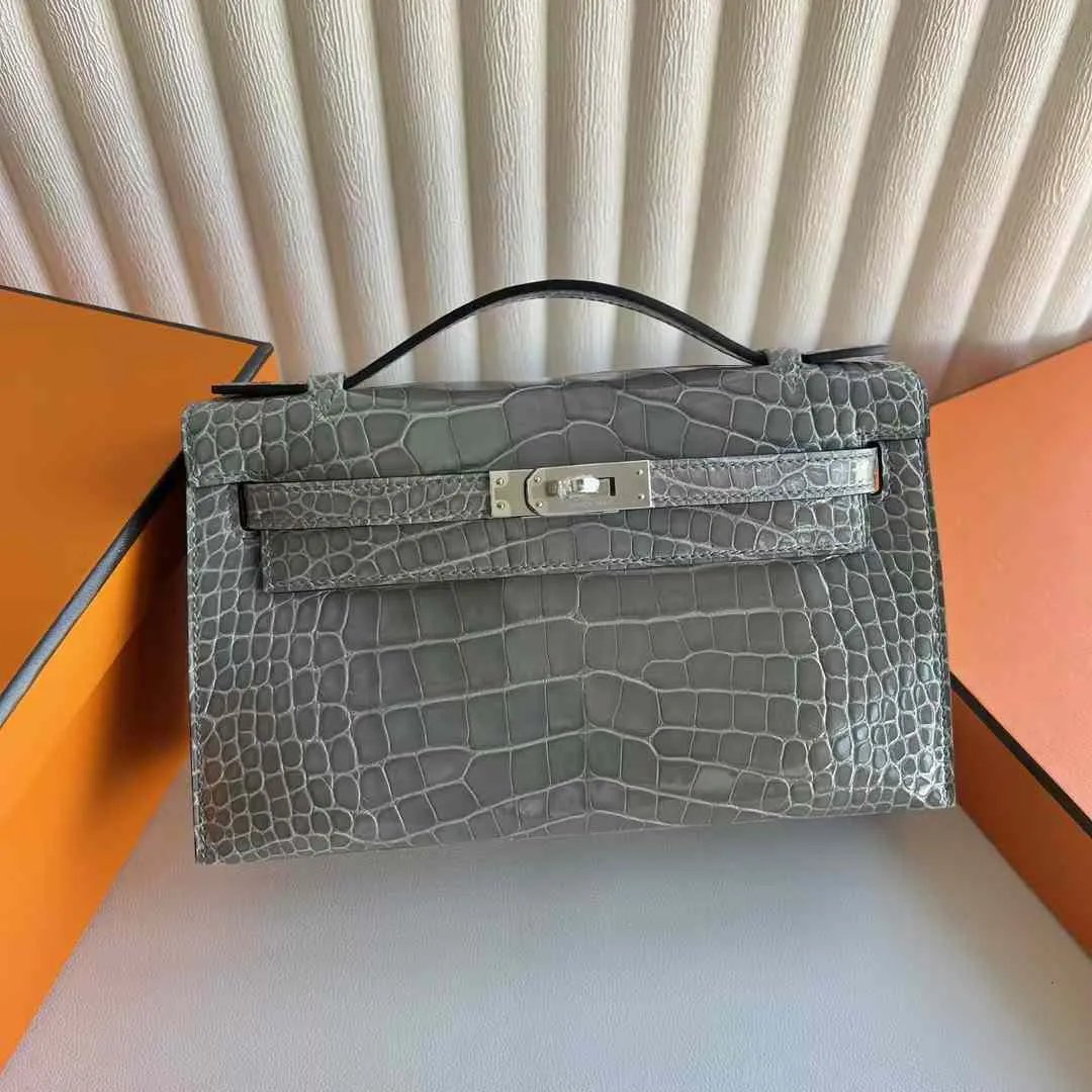 Kelly Pochette 22
