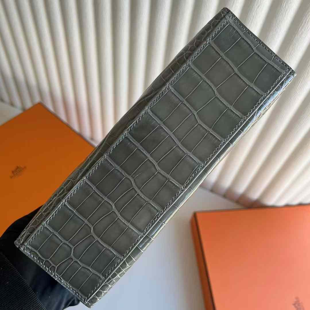 Kelly Pochette 22