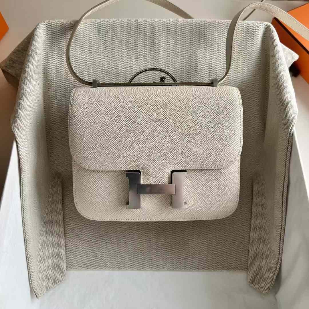 Constance 18