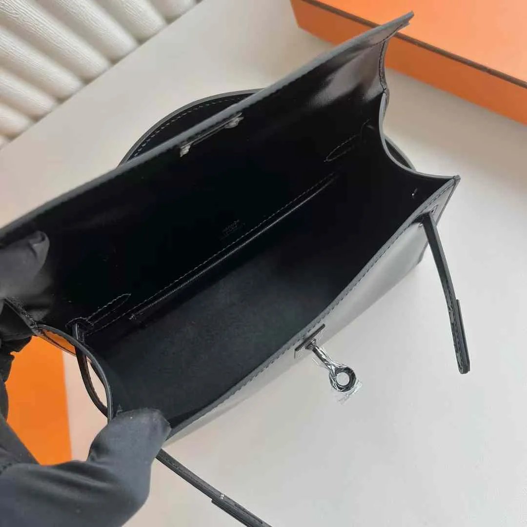 Kelly Pochette 22