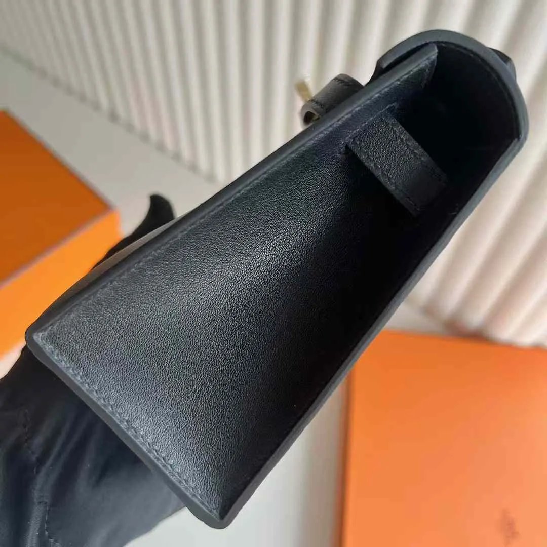 Kelly Pochette 22