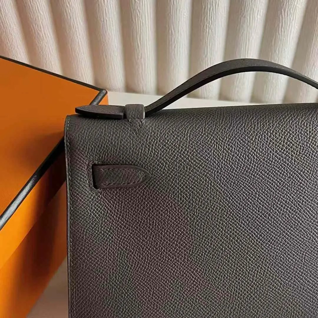 Kelly Pochette 22