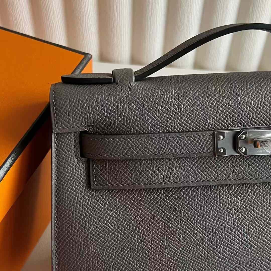 Kelly Pochette 22