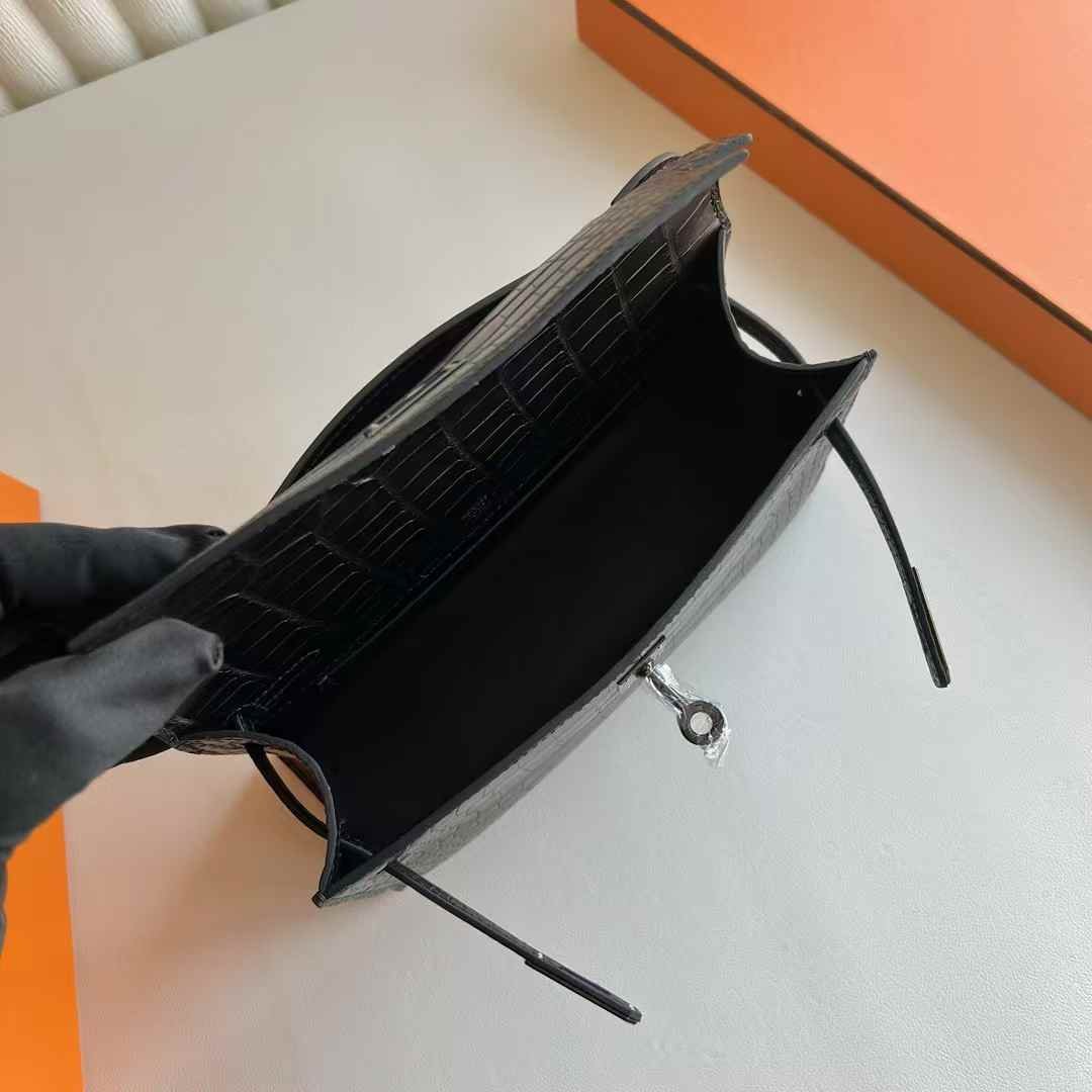 Kelly Pochette 22