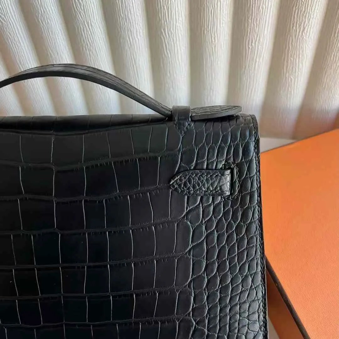 Kelly Pochette 22