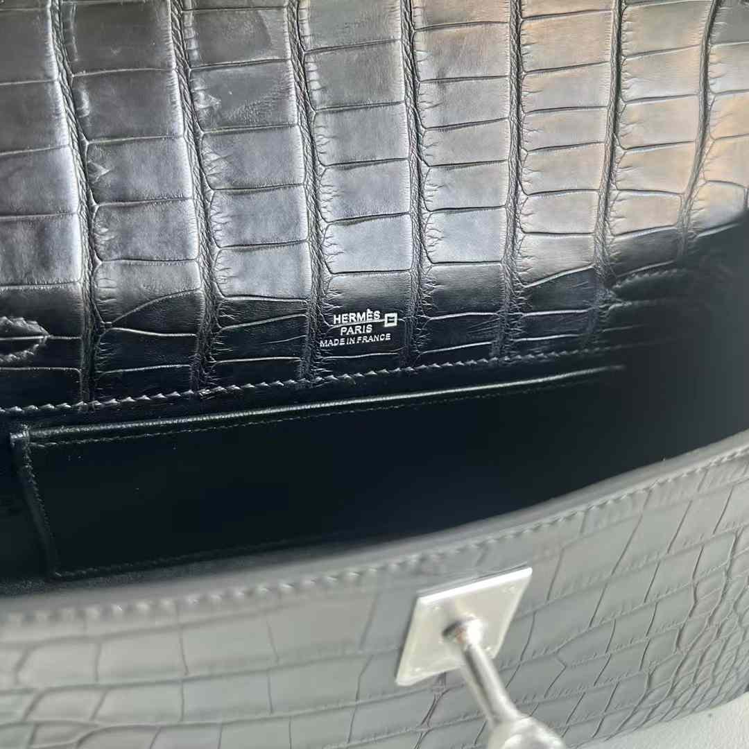 Kelly Pochette 22