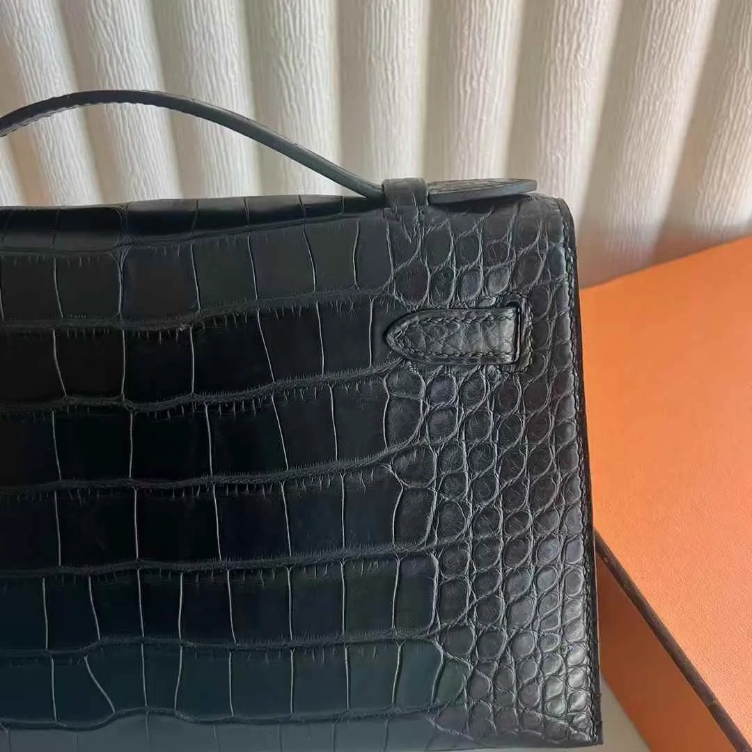 Kelly Pochette 22