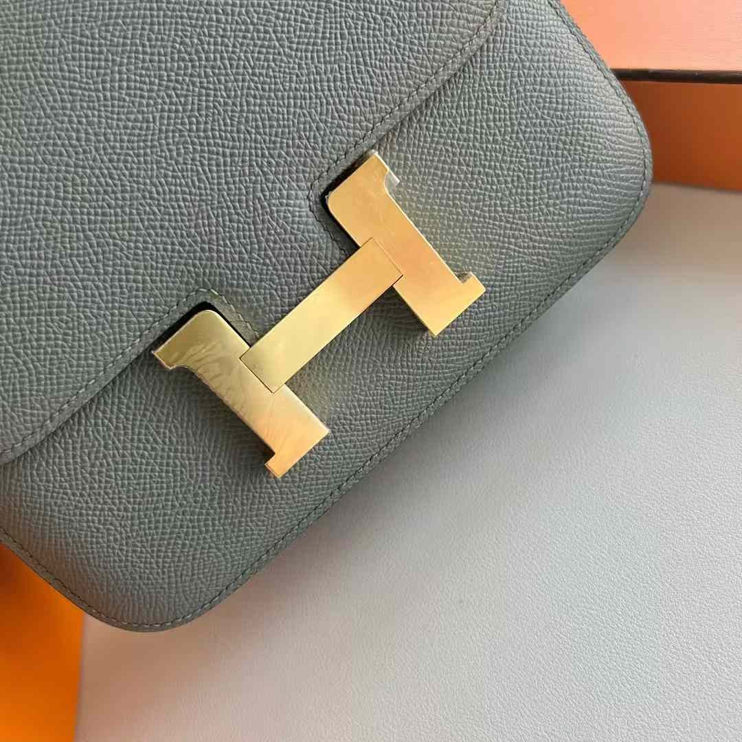 Constance 18