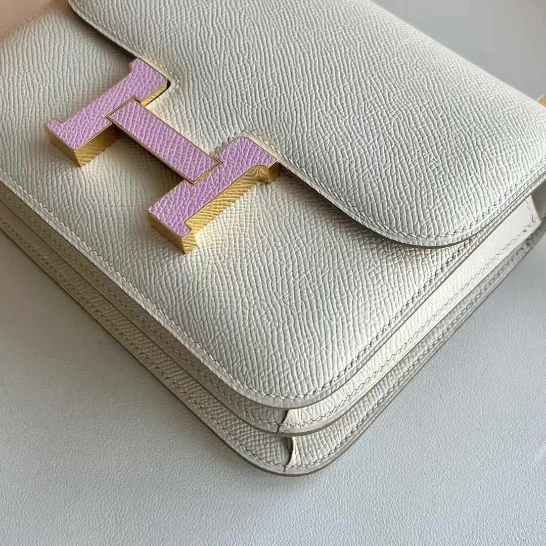 Constance 18