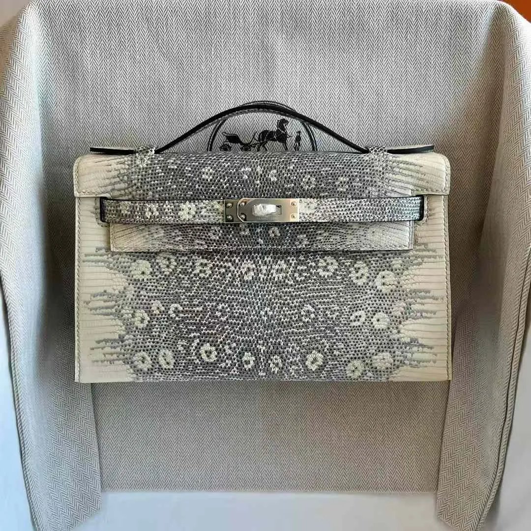 Kelly Pochette 22