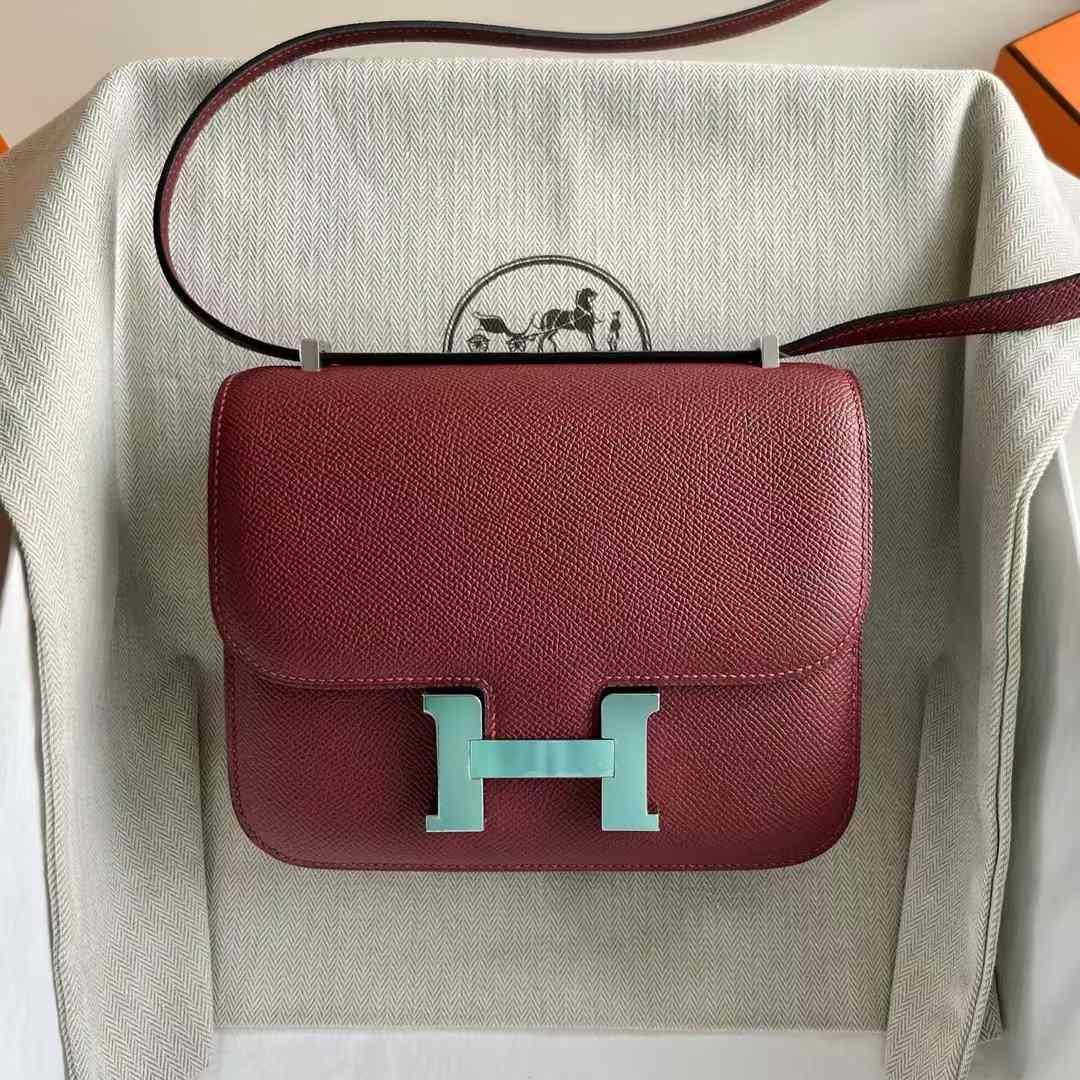 Constance 18