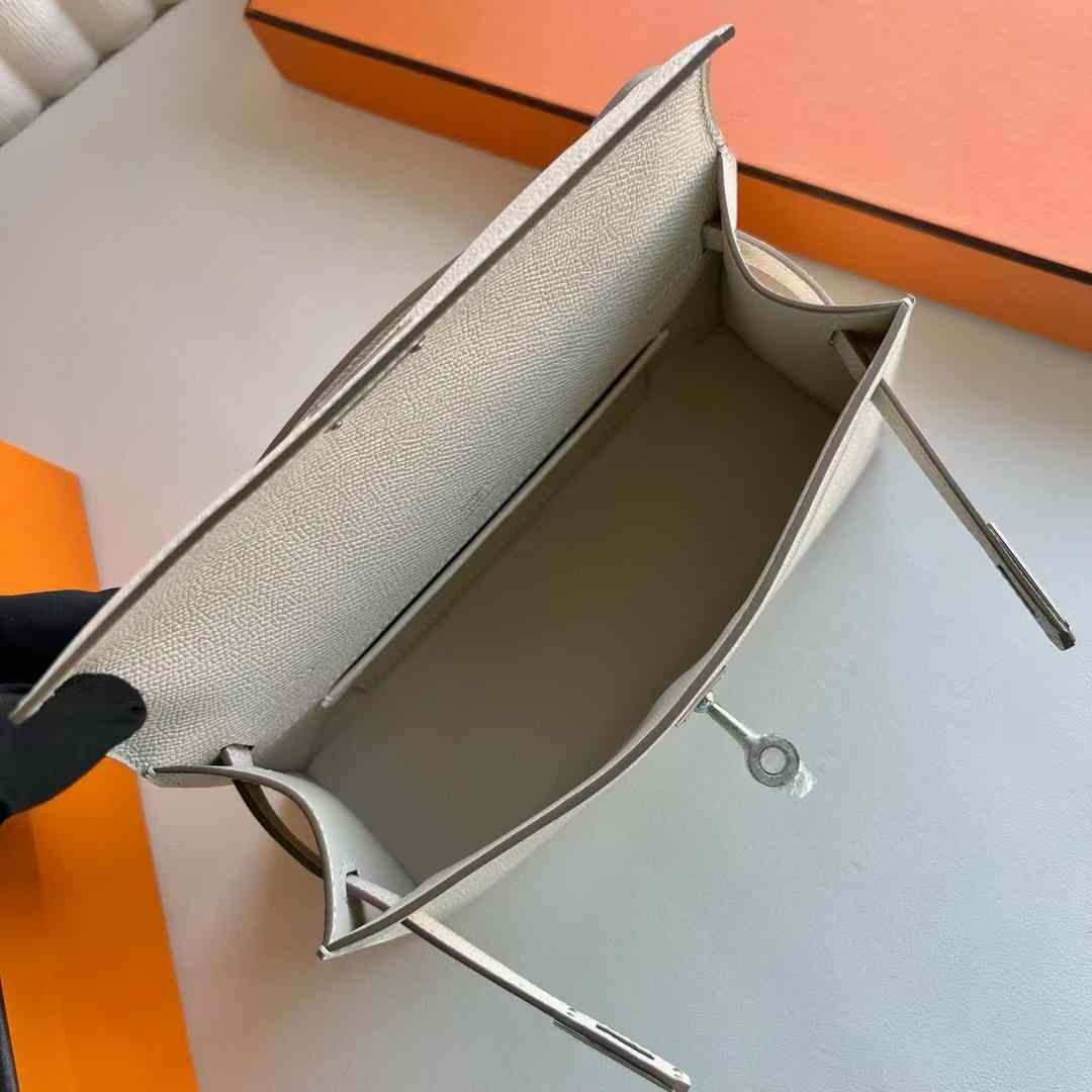 Kelly Pochette 22
