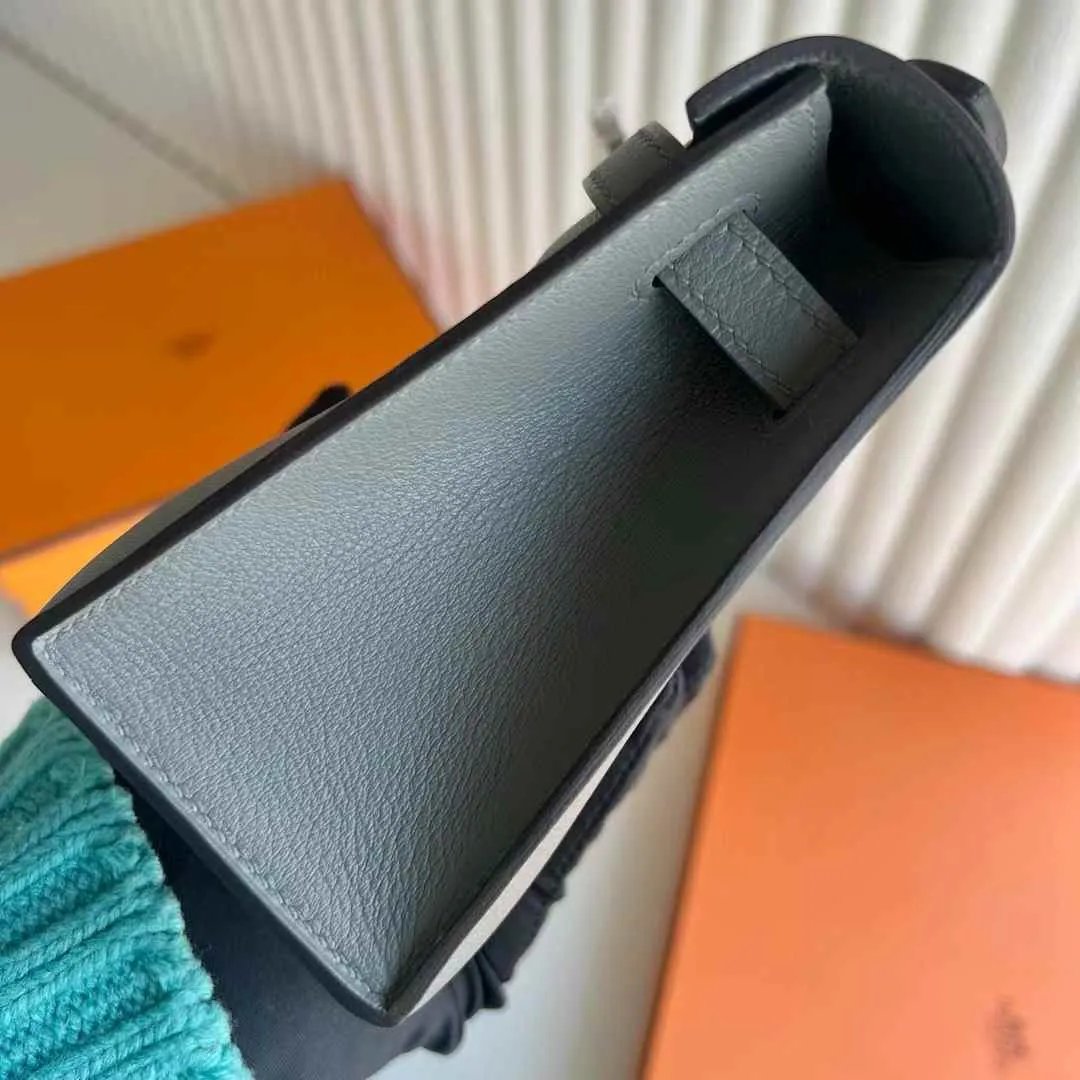 Kelly Pochette 22