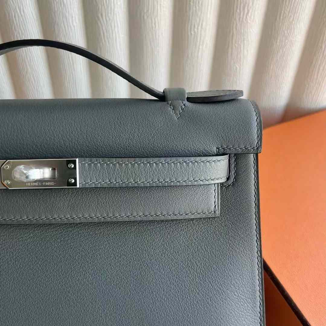 Kelly Pochette 22