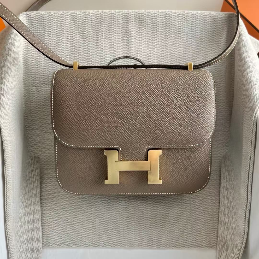 Constance 18