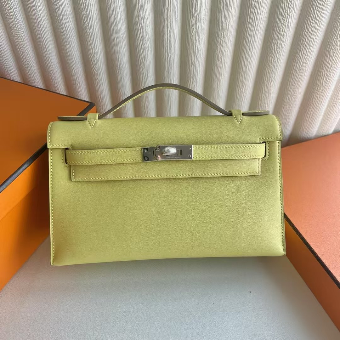 Kelly Pochette 22